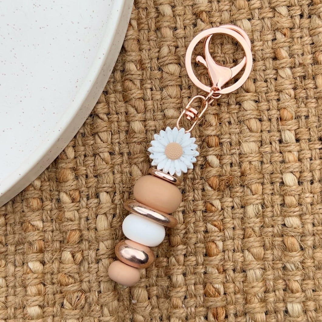 White/Beige Flower Keychain