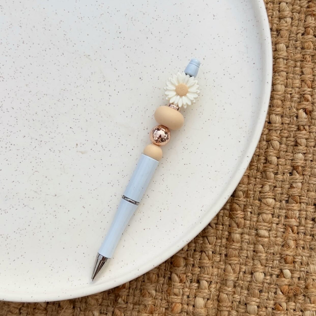 Cream Flower Pen