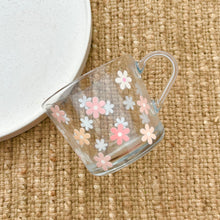 Load image into Gallery viewer, Sweet Daises Glass Mug
