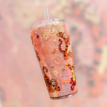 Load image into Gallery viewer, Tigger Snowglobe
