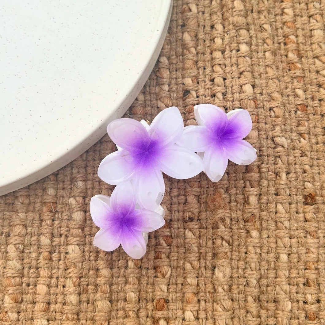 White/Purple Frangipanis Claw Clip