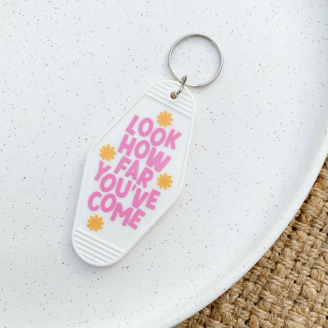 How far you’ve come Keychain White