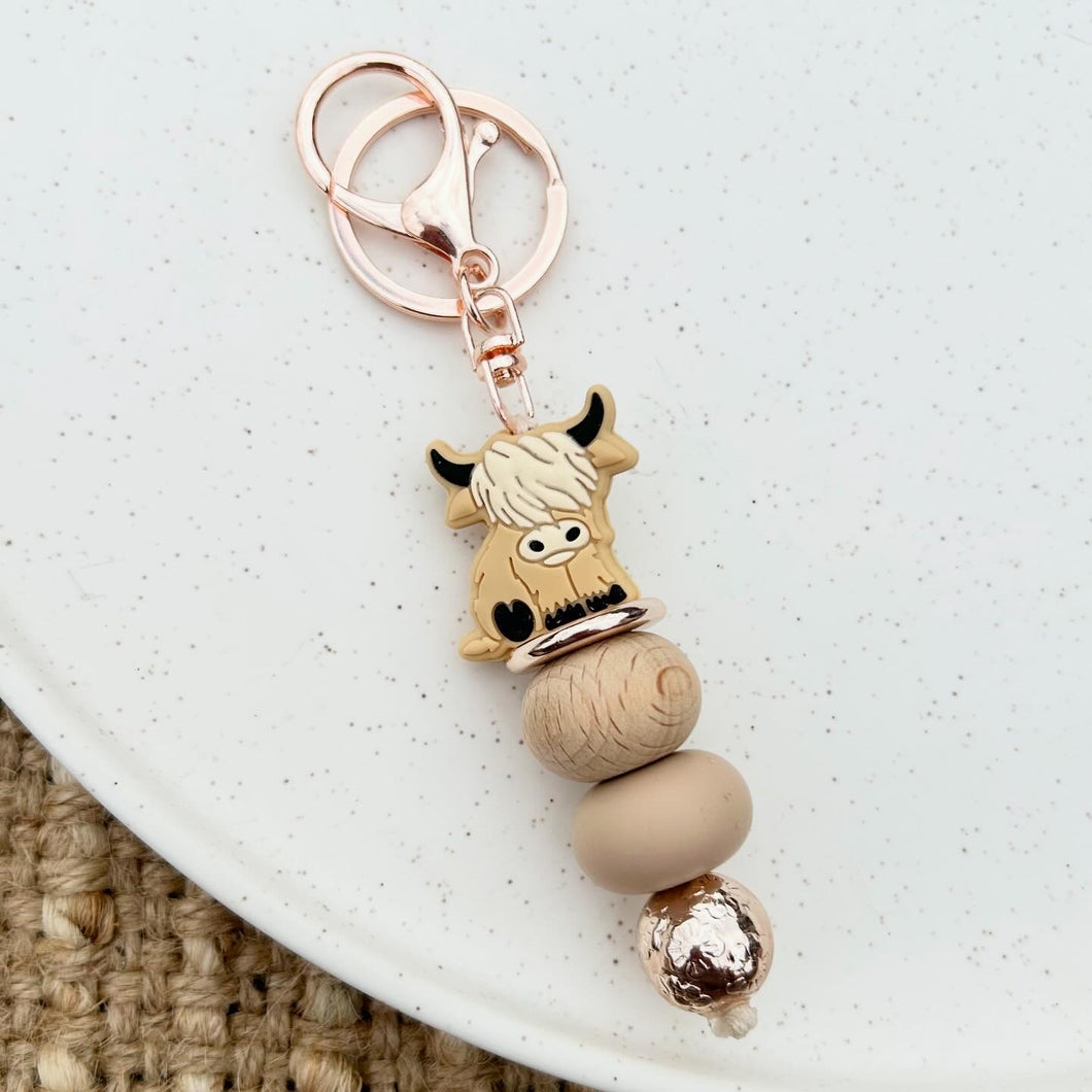 Beige Highland Cow Keychain