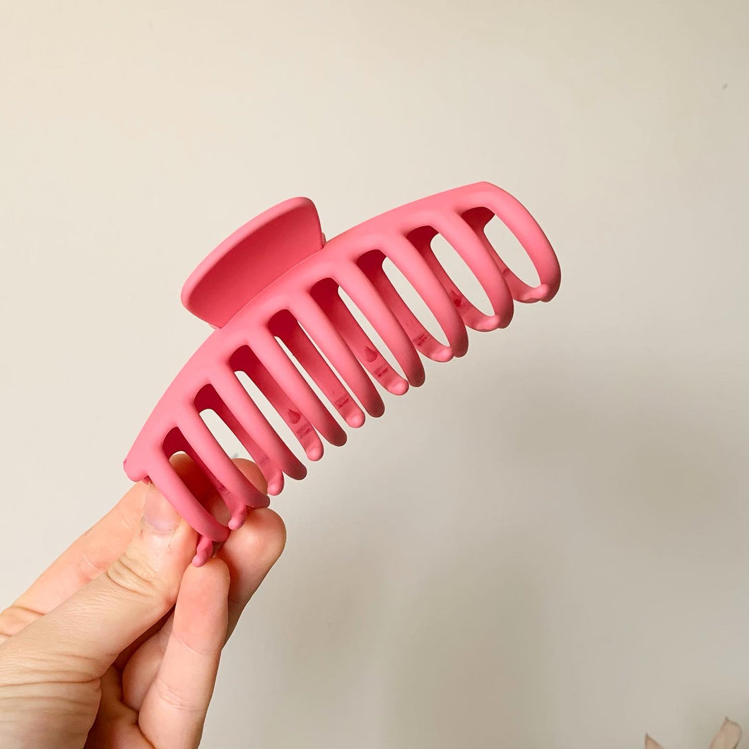 Punch Pink Claw Clip