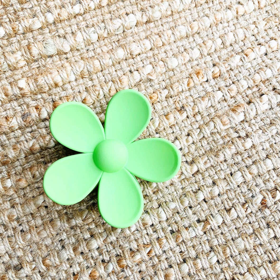 Green Daisy Clip